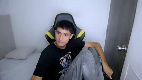 Akyra latin online show from 02/19/26, 12:01