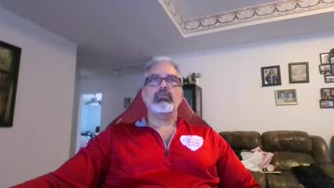 aladdin31673 online show from 04/23/26, 12:12