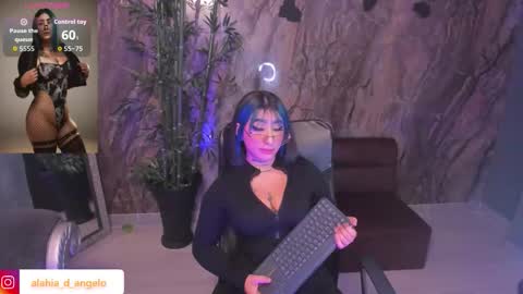 Snapshot of alahia_dangelo_ chatting on 03/05/26, 06:37 ALAHIA online show from 03/05/26, 06:37