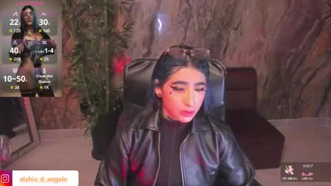 Snapshot of alahia_dangelo_ chatting on 03/07/26, 06:27 ALAHIA online show from 03/07/26, 06:27