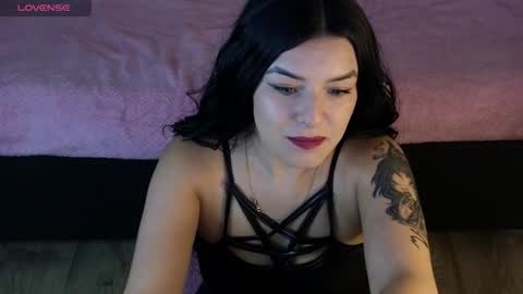 Snapshot of alahia_demon chatting on 12/02/24, 01:36 alahia online show from 12/02/24, 01:36