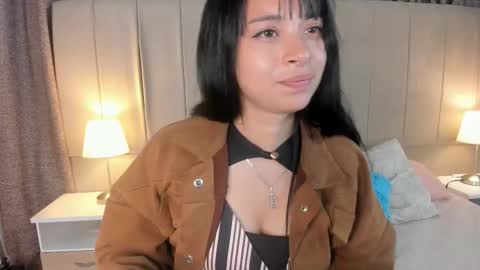 alahia_hank online show from 11/02/25, 07:27