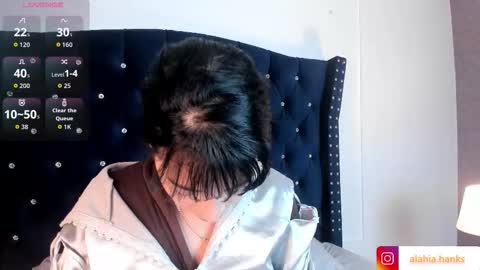 alahia_hank online show from 01/08/26, 12:07