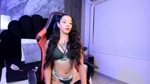 alahyapalmer_ online show from 09/16/25, 04:57