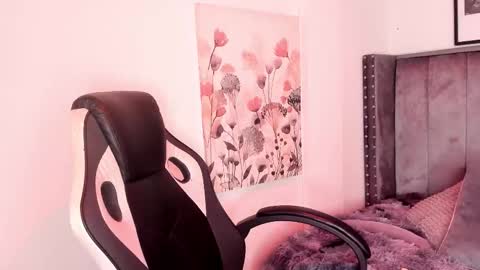 Alaia Carter online show from 12/23/25, 03:48