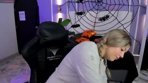 Alaia online show from 11/01/25, 01:13