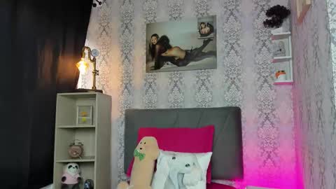 Alaia online show from 10/12/25, 10:20