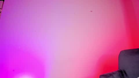  Alaia  online show from 02/27/25, 02:32