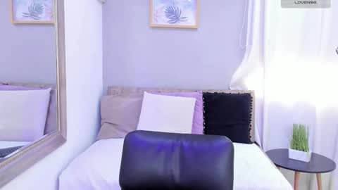 Snapshot of alaiasmile_ chatting on 03/03/26, 07:42 online show from 03/03/26, 07:42