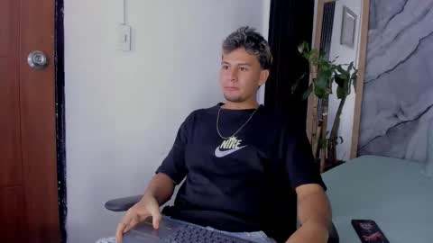 alan__smith online show from 11/15/25, 07:54