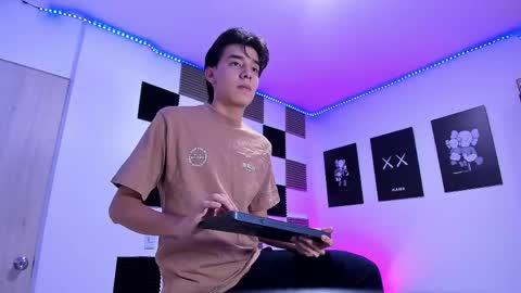 Alan Boy online show from 03/23/26, 01:20