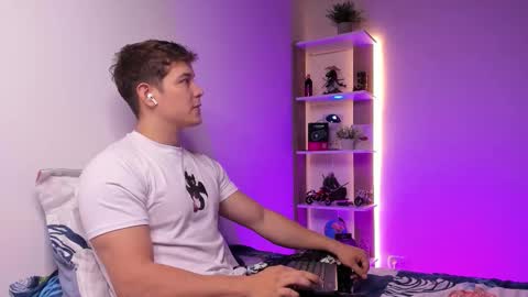 Alan Hadid online show from 11/07/25, 08:20