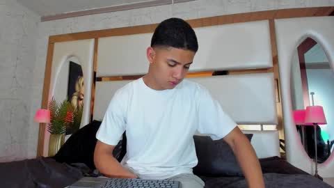 ---Alan--- online show from 03/05/25, 05:18