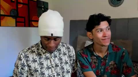 Alan and Criss - WE JUST FRIENDS WITH BENEFITS BOTH VERS online show from 11/16/25, 05:40