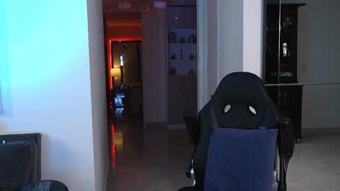 Alan Vidal online show from 10/09/25, 01:47