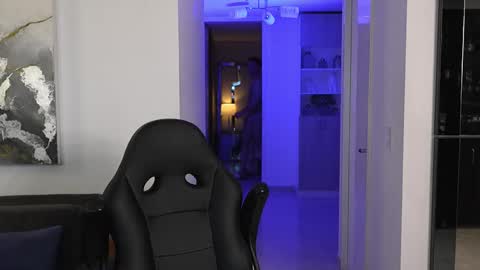 Alan Vidal online show from 11/18/25, 03:34