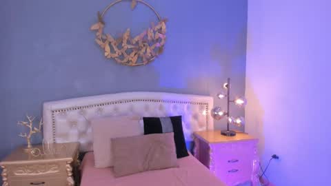 alana_2916 online show from 12/15/24, 01:11