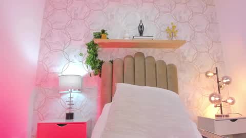 alana_2916 online show from 12/26/24, 04:04