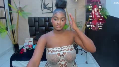 Snapshot of alana_bonny chatting on 10/21/25, 12:39 Alana online show from 10/21/25, 12:39
