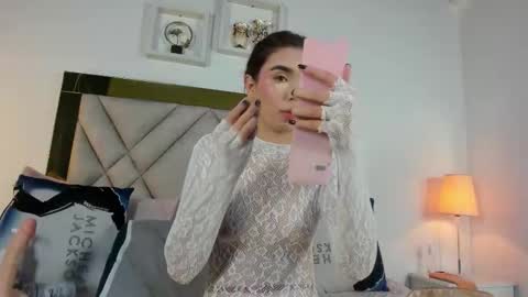 Alana 3 online show from 01/14/26, 12:11