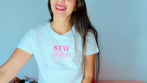 alana_pink95 online show from 03/05/26, 12:34