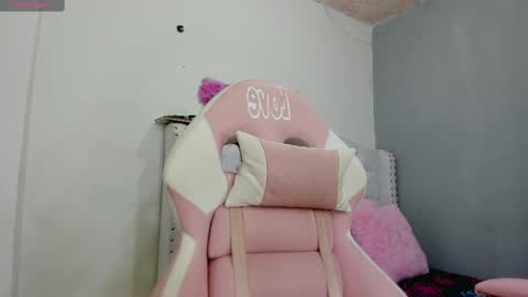 Alana. online show from 02/19/25, 01:18