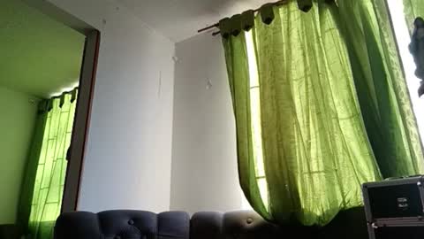 isabella online show from 09/09/25, 11:21