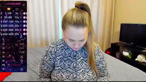 Snapshot of alanabrox chatting on 01/22/25, 09:46 Julia online show from 01/22/25, 09:46