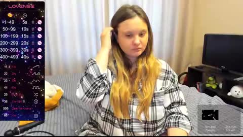 Snapshot of alanabrox chatting on 02/12/25, 12:33 Julia online show from 02/12/25, 12:33