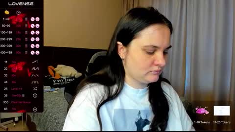 Snapshot of alanabrox chatting on 09/09/25, 10:37 Julia online show from 09/09/25, 10:37