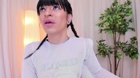 Alana silvana online show from 02/18/25, 12:39