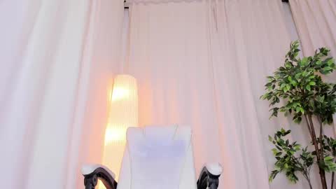 Alana silvana online show from 02/18/25, 03:43