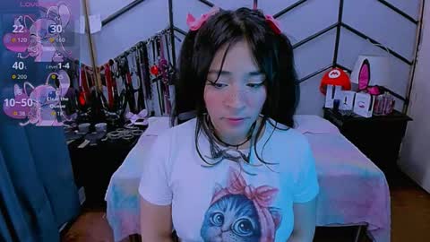 Alana online show from 11/19/25, 07:47