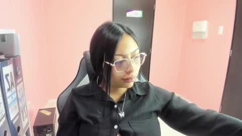 alanapetterson online show from 01/30/25, 02:58