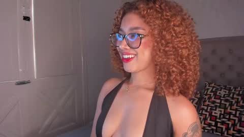 Snapshot of alanaxbrown chatting on 04/12/26, 12:54 Tell me Alana online show from 04/12/26, 12:54