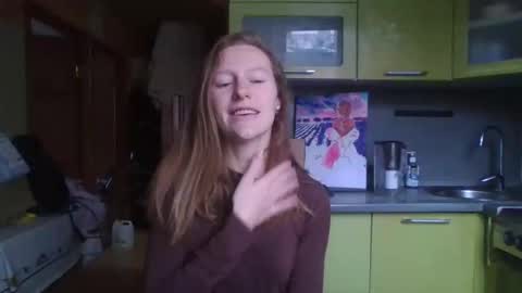 Elisa online show from 03/02/25, 12:22