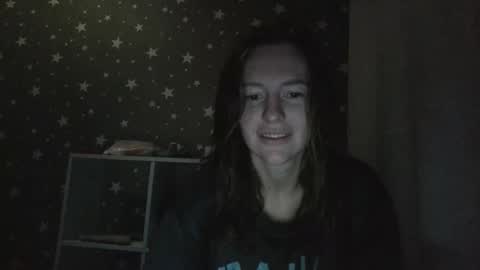 Elisa online show from 10/05/25, 09:34