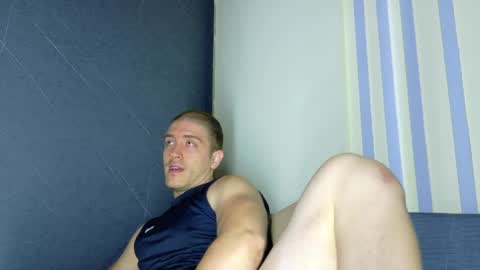Snapshot of alanferrer chatting on 04/28/26, 10:20 Alan Ferrer online show from 04/28/26, 10:20