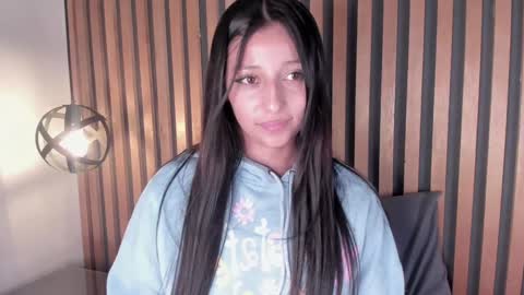 alanha online show from 01/15/25, 07:37