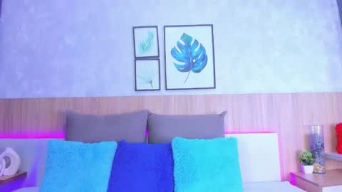 Alanna  online show from 11/29/25, 03:20