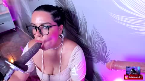 alana silver online show from 09/18/25, 11:51