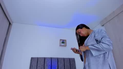 Alanna  online show from 11/13/25, 11:20