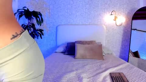 alannarouge online show from 10/01/25, 11:16