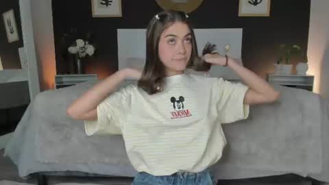 Alanna Cute Russell online show from 07/18/26, 08:34