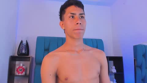 alannaughty_ online show from 12/24/24, 09:11