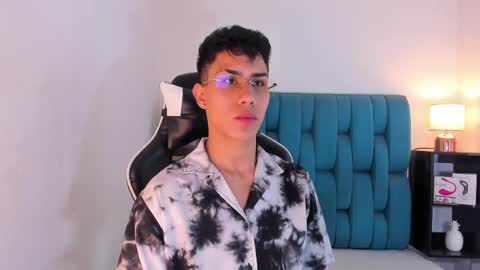 alannaughty_ online show from 02/13/25, 04:32