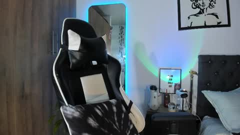 alannaughty_ online show from 03/14/26, 12:06