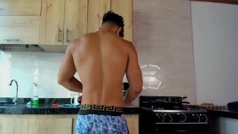 Alan online show from 04/11/26, 01:59