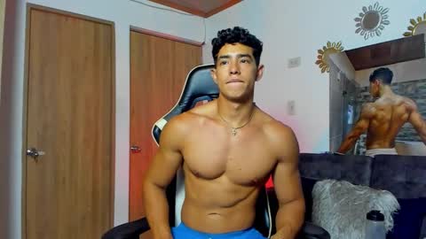Snapshot of alansex66 chatting on 05/16/26, 12:18 Alan online show from 05/16/26, 12:18