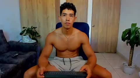 Snapshot of alansex66 chatting on 07/28/26, 06:20 Alan online show from 07/28/26, 06:20